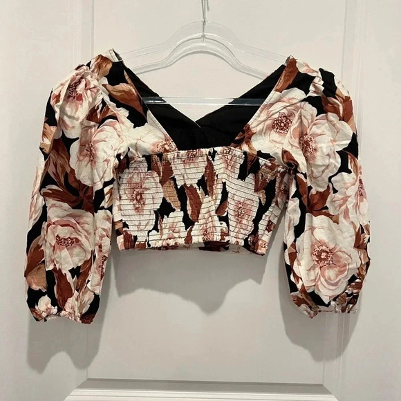 Express Floral Print Linen Blend Ruched Cropped Top NWT - Picture 3 of 16